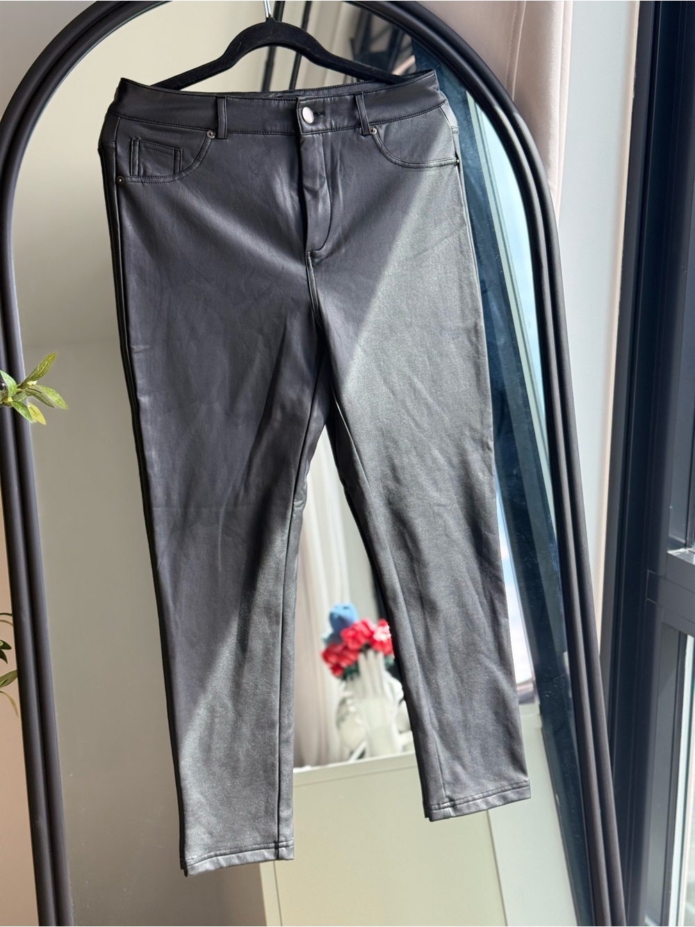 Black Faux Leather Skinny Pants